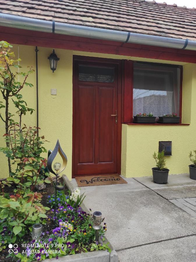 Kis Apartmanház Balatonfüred Esterno foto